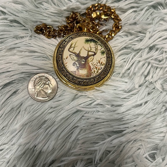 THE FRANKLIN MINT BUCK GOLD PLATED QUARTZ POCKET WATCH - Picture 2 of 12